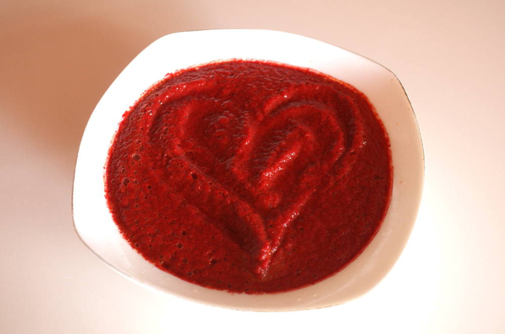 Raw Tomato Beet Carrot Soup